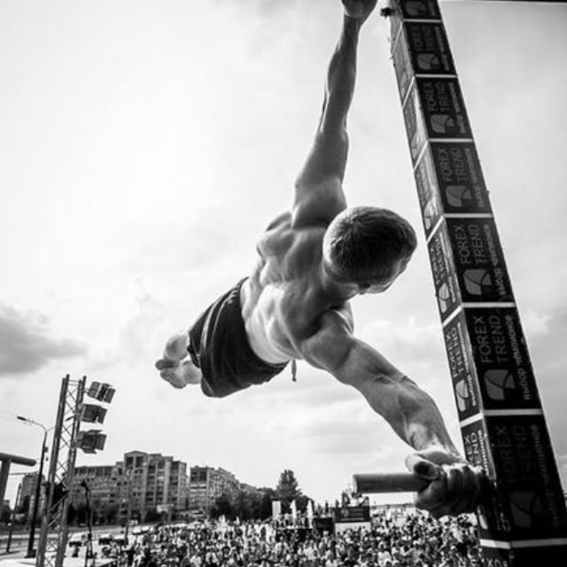 Cosa è il Calisthenics. Impariamolo con 5 esercizi